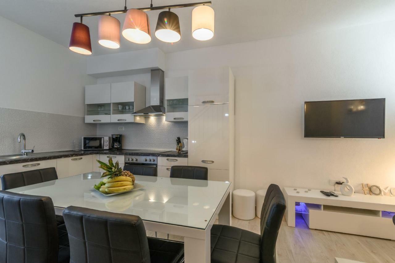 Apartment Porat Trogir Exterior foto